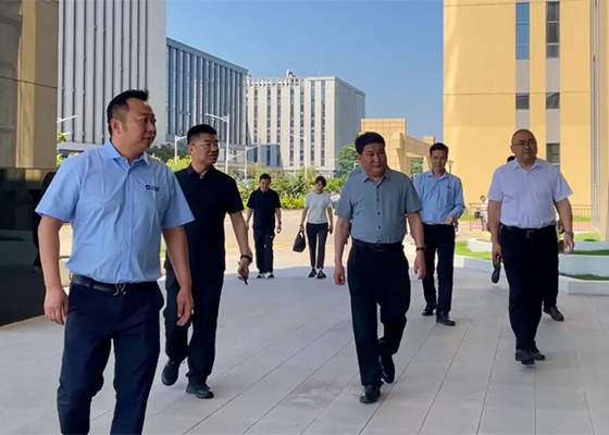 零碳新引擎 | 热烈欢迎内蒙古巴林左旗人大申主任、中稳能李董事长一行领导莅临艾瑞科、伊米斯智能产业园考察指导工作